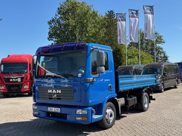 MAN  TGL 12.240 WYWROTKA TRÓJSTRONNA