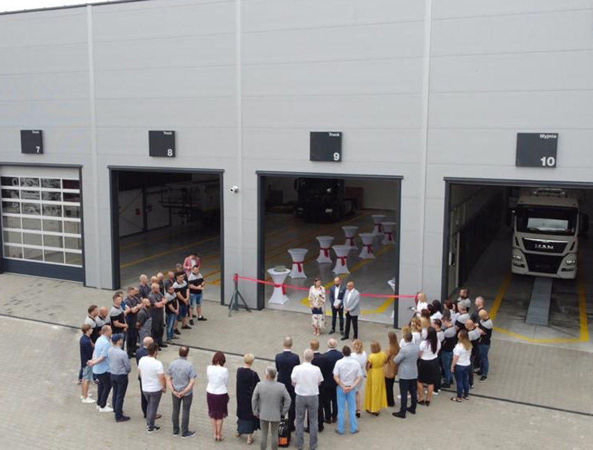 Uroczysta inauguracja działalności Centrum Napraw Powypadkowych ALBOR w Wałczu